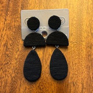 Chicos black tear drop earrings